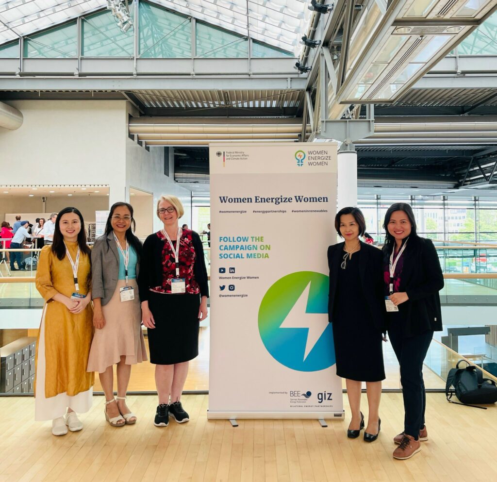 June 2023: WEVN members participated session on “Women Energize Women –
Women Empowerment in Global Energy Cooperation” in Munich